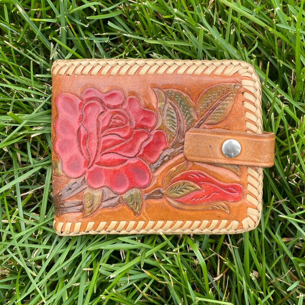 Vintage Hand Tooled Leather Western Floral Wallet